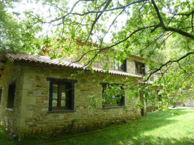 Imagen exterior de la Casa Rústica en Abegondo.