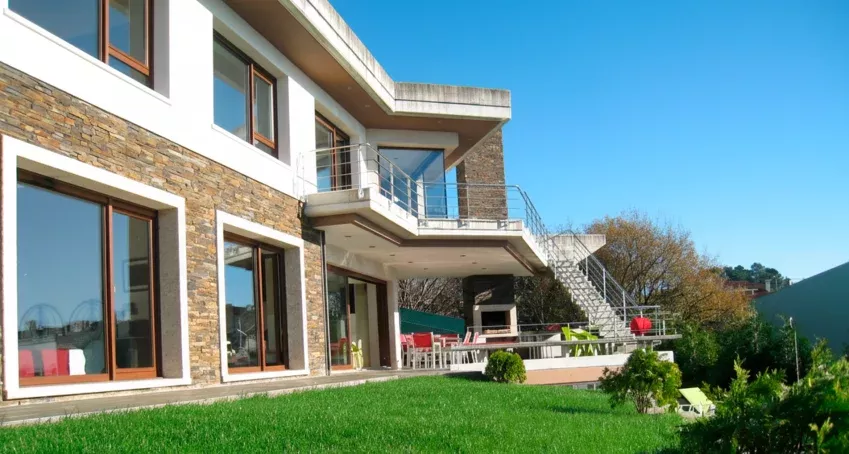 Imagen asociada al contenido corporativo de Casa y Chalet Arquitectos en Oleiros