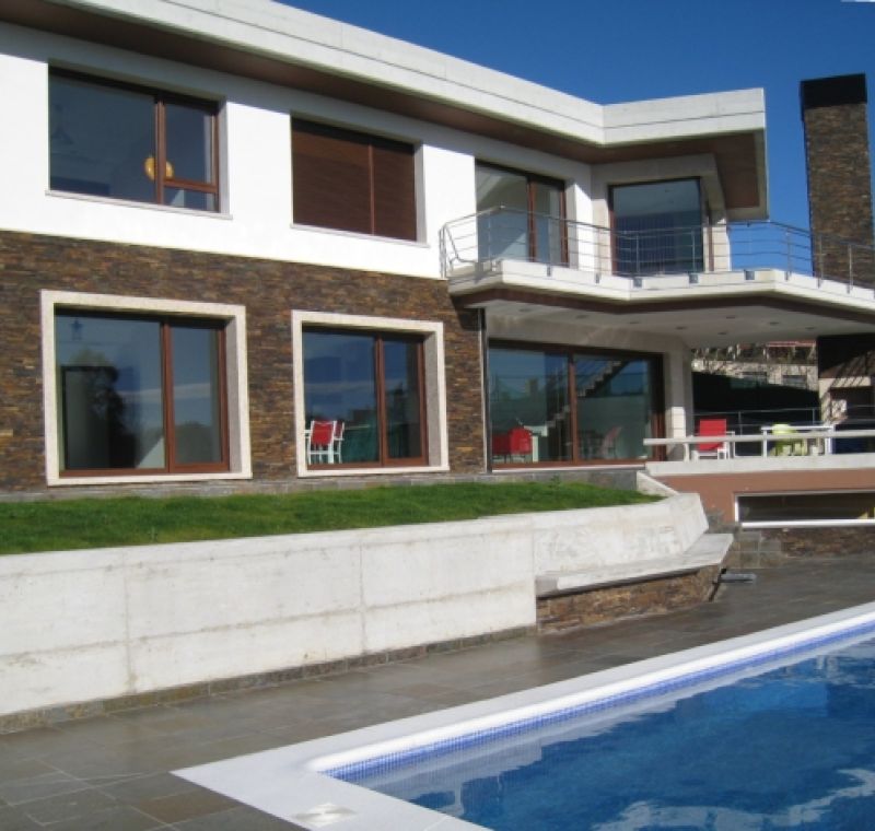 Imagen de la Casa Arquitecto sobre Playa Lago.